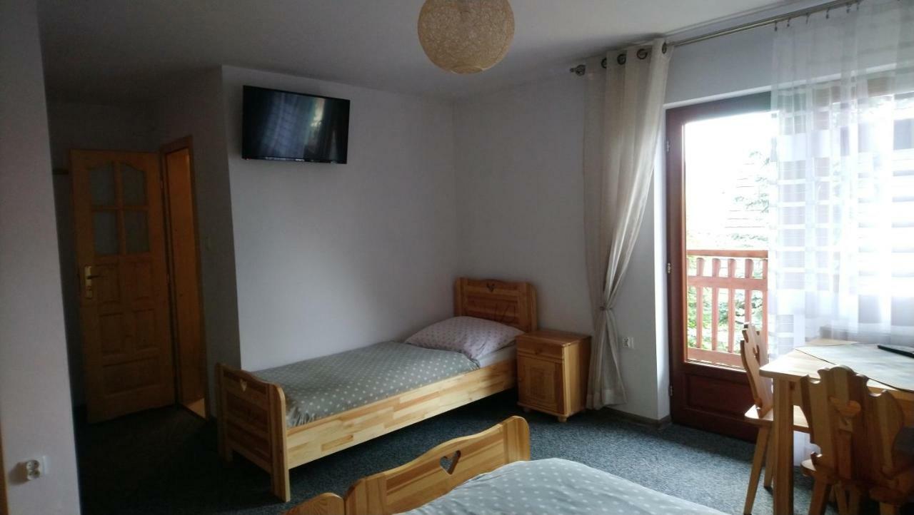 Pokoje Goscinne Betka Murzasichle Exterior foto